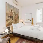 Youhosty - Brera 17 Mailand